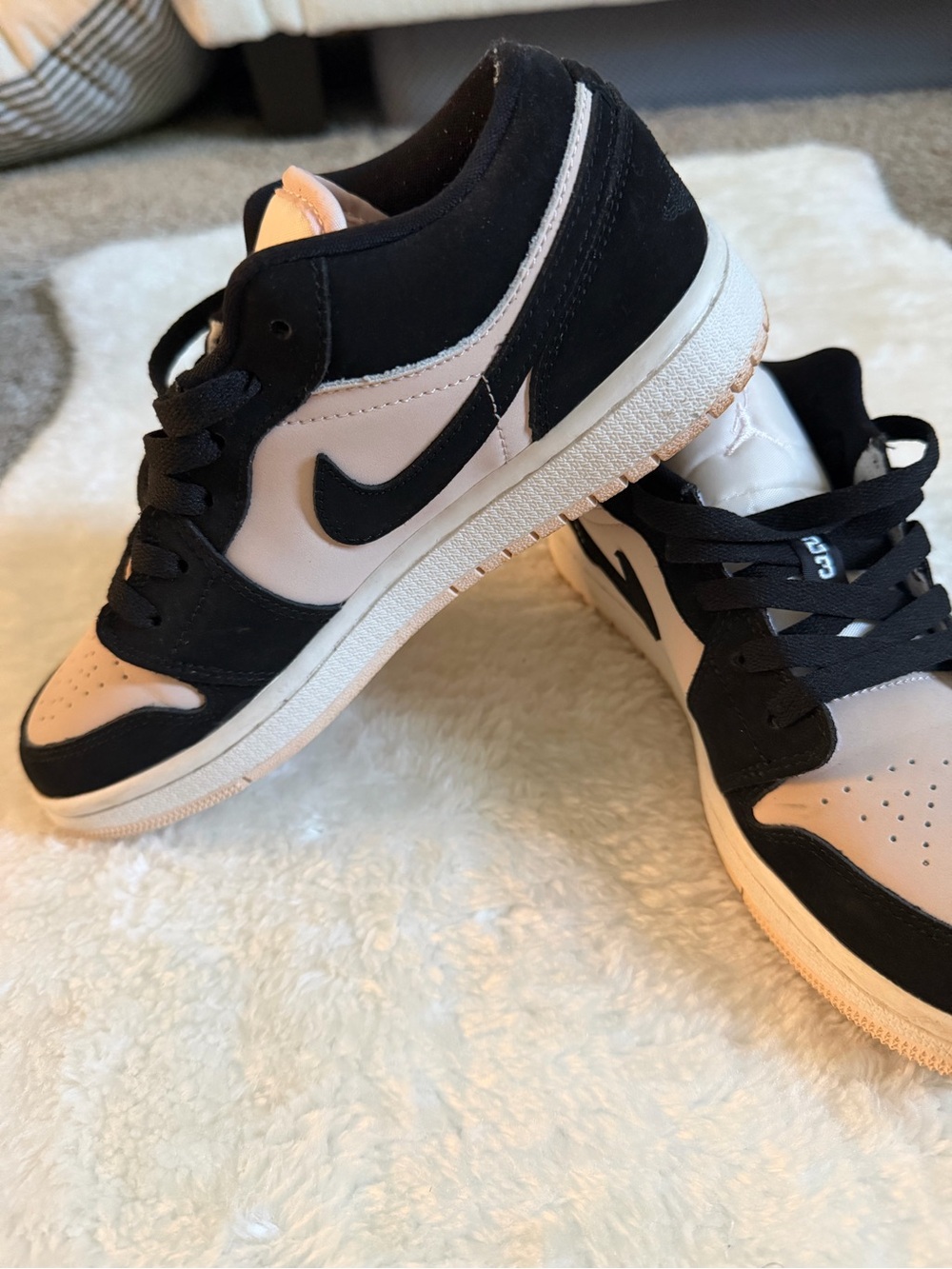 Nike Air Jordan 1 Low Black Guava Ice Women Size 6 (EU 36.5)